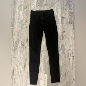 Black AEO jeans